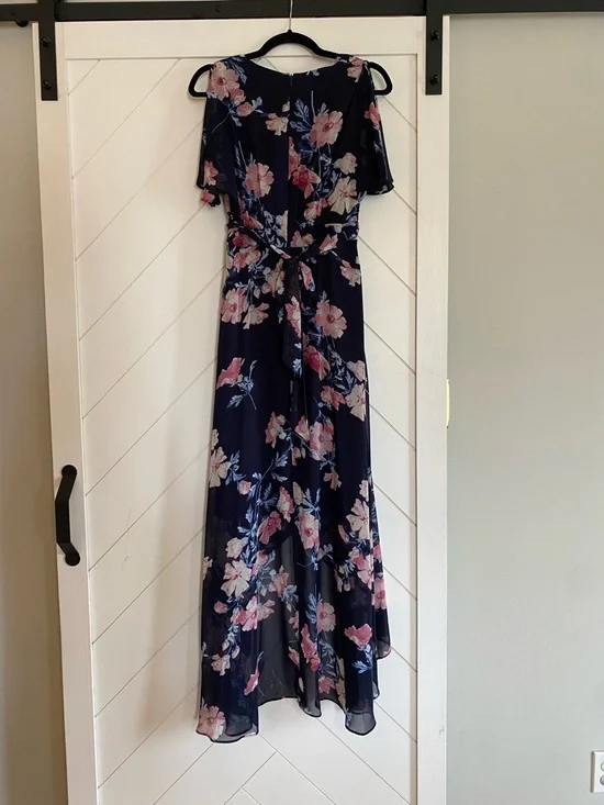 Jessica Howard Navy Floral High-Low Maxi Dress with Belted Waist - Picture 2 of 5